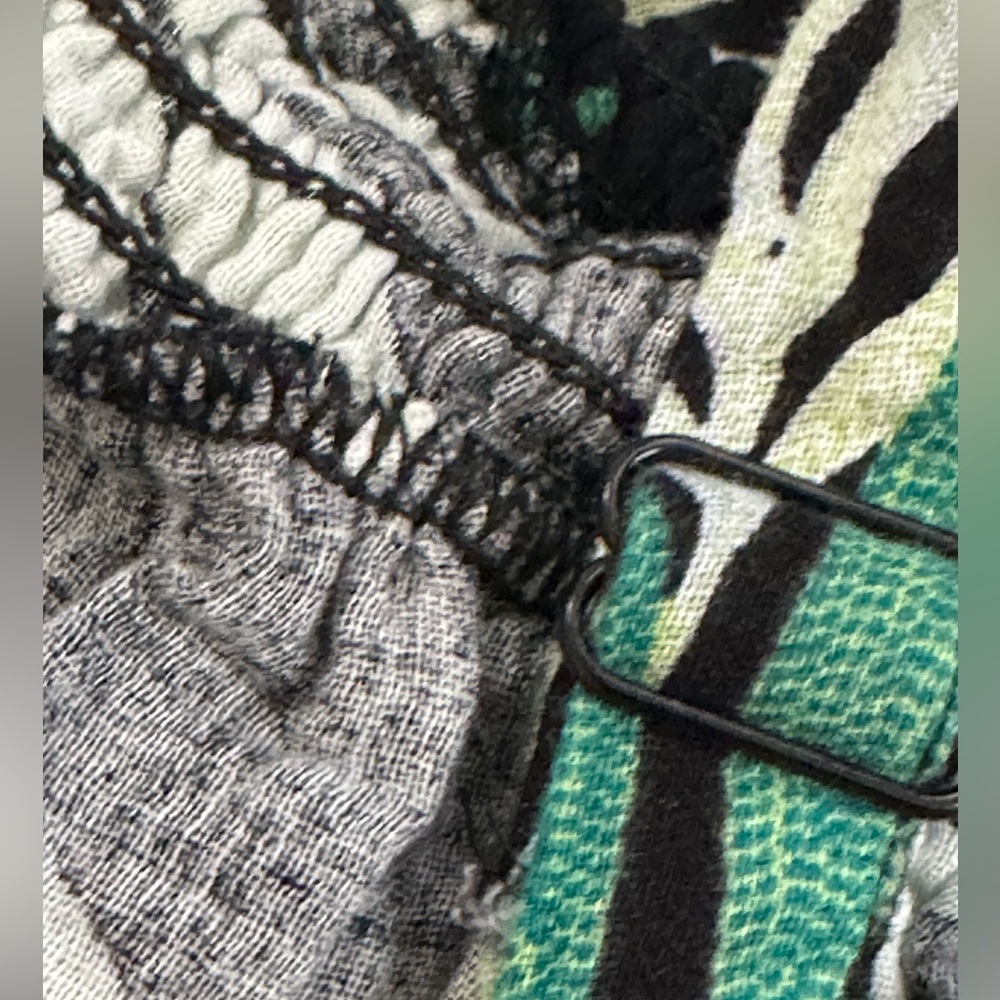 Black Tropical Leaf Smocked Camisole with Green Print - Picture 4 of 5